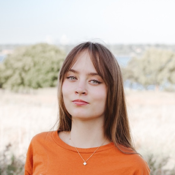 Meet your Posher, Jeannine - Picture 1 of 1